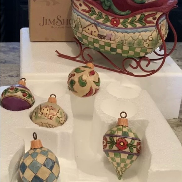 Jim Shore Heartwood Creek Sleigh Bells Ring Christmas Sleigh & Ornaments 4009195 - Picture 3 of 5